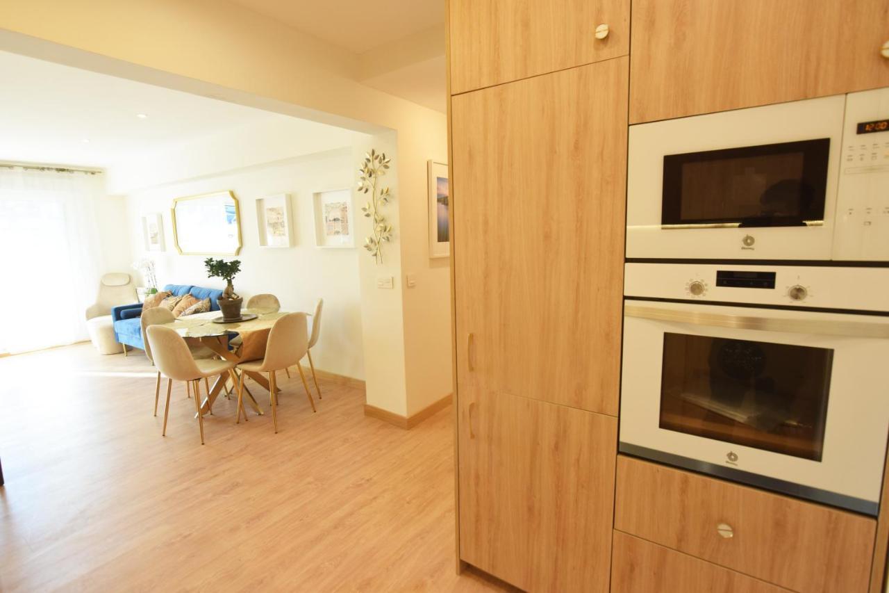 Paradise Luxurious Flat, Free Parking, 3 Double Rooms, Terrace, Jacuzzi, Fully Renovated San Sebastián Eksteriør bilde