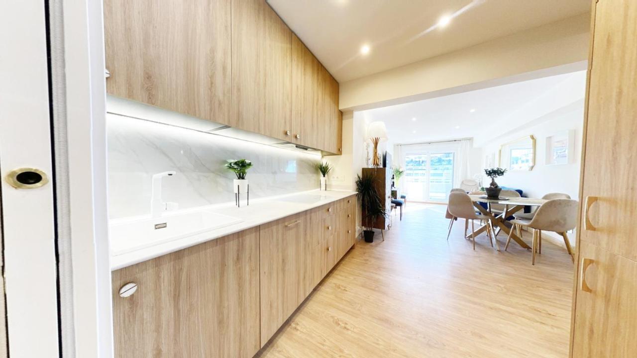Paradise Luxurious Flat, Free Parking, 3 Double Rooms, Terrace, Jacuzzi, Fully Renovated San Sebastián Eksteriør bilde