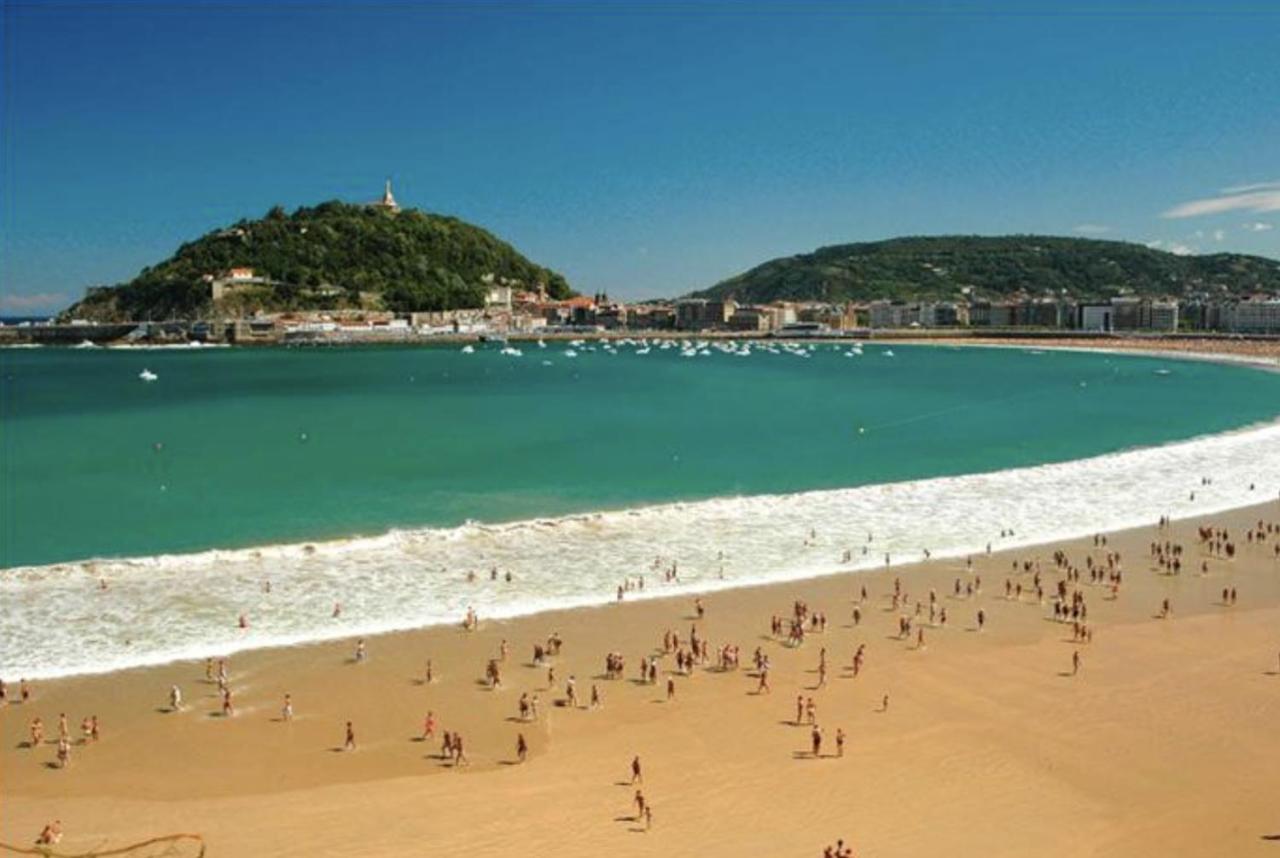 Paradise Luxurious Flat, Free Parking, 3 Double Rooms, Terrace, Jacuzzi, Fully Renovated San Sebastián Eksteriør bilde