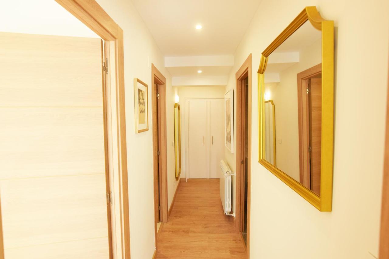 Paradise Luxurious Flat, Free Parking, 3 Double Rooms, Terrace, Jacuzzi, Fully Renovated San Sebastián Eksteriør bilde