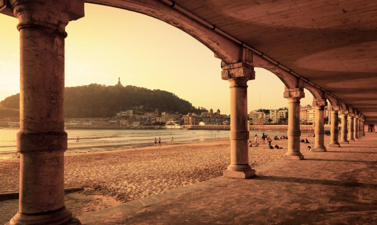 Paradise Luxurious Flat, Free Parking, 3 Double Rooms, Terrace, Jacuzzi, Fully Renovated San Sebastián Eksteriør bilde